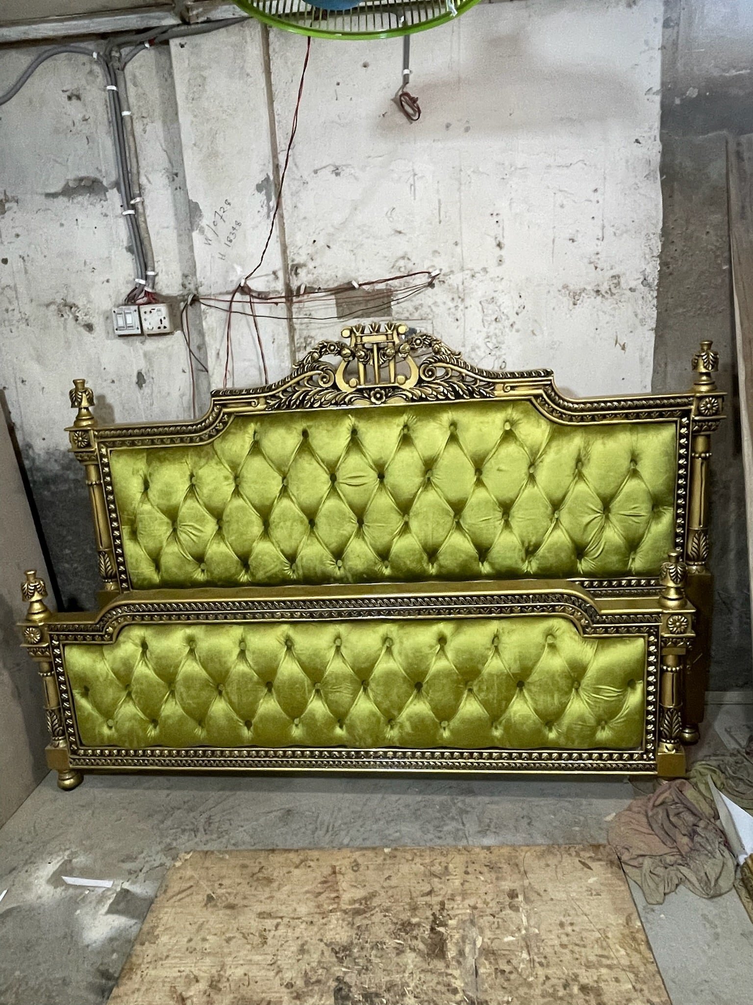 IMG_0351 Bed - Image 1